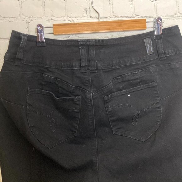 Royalty for me black Wannabettabutt jeans - Picture 13 of 13